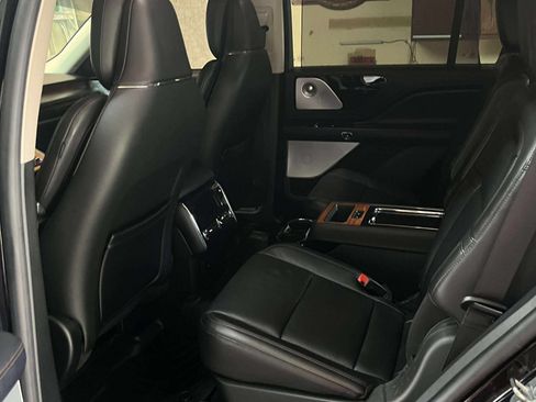 Used 2020 Lincoln Aviator Reserve w/ Equipment Group 202A AWD/4WD image 12