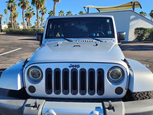Used 2008 Jeep Wrangler Sahara w/ Dual Top Group image 8