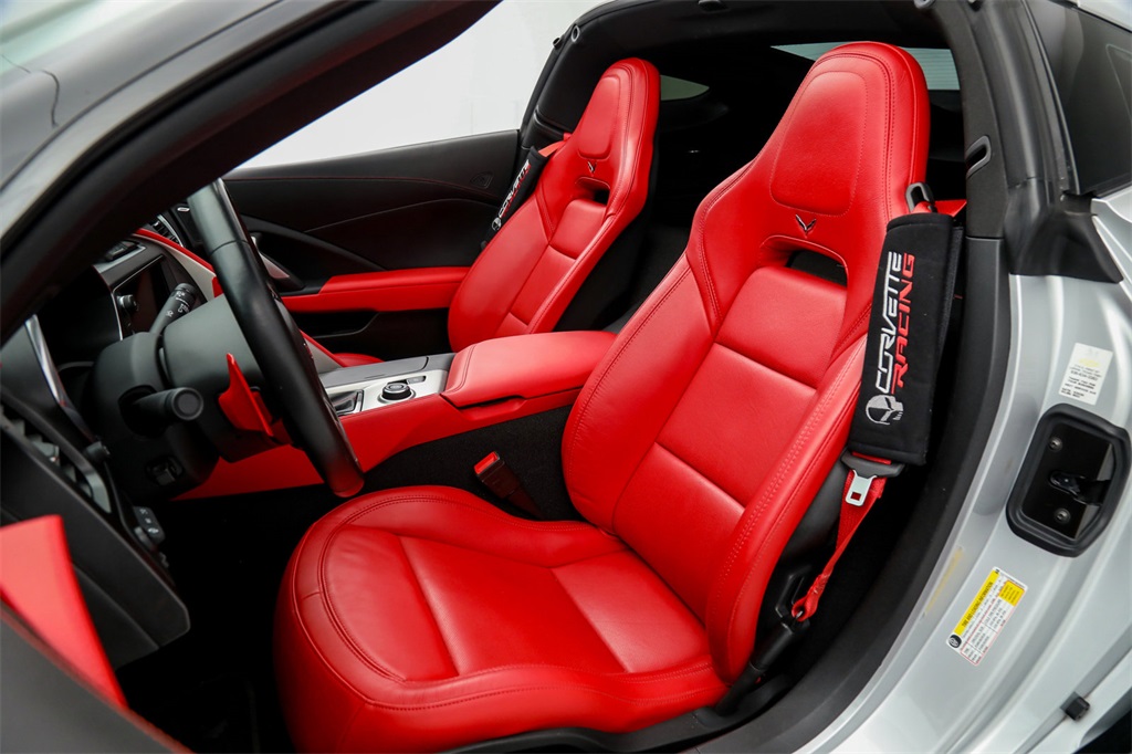 Used 2019 Chevrolet Corvette Z06 RWD image 19