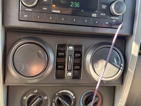 Used 2008 Jeep Wrangler Unlimited X image 4