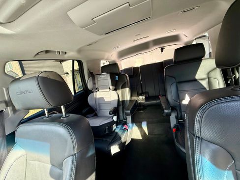 Used 2016 GMC Yukon Denali w/ Open Road Package image 16