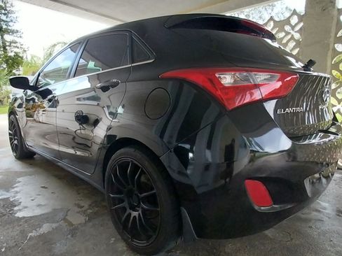 Used 2013 Hyundai Elantra GT FWD image 9