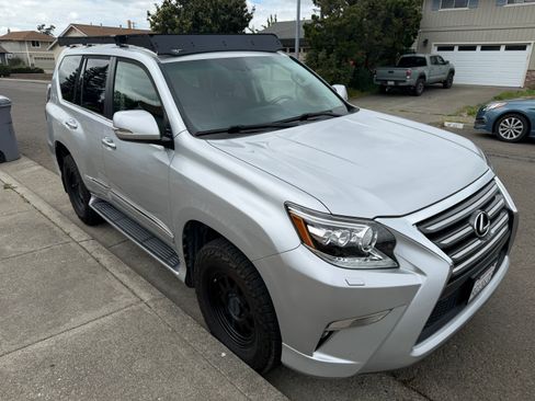 Used 2019 Lexus GX 460 Premium AWD/4WD image 5