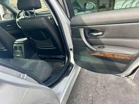 Used 2007 BMW 328xi Sedan image 15