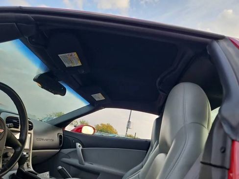 Used 2005 Chevrolet Corvette Coupe w/ Preferred Equipment Group image 27