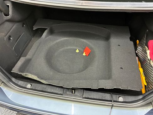 Used 2006 Mercedes-Benz E 320 CDI Sedan image 18