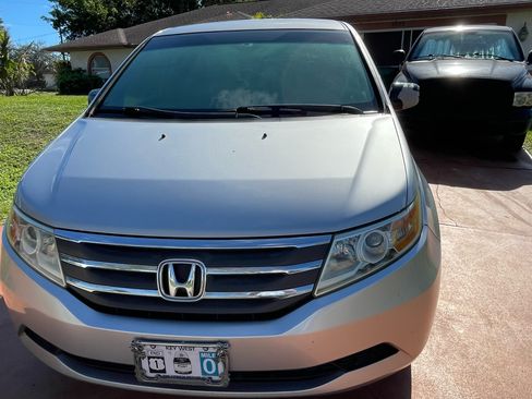 Used 2012 Honda Odyssey EX image 4