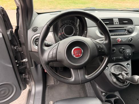 Used 2013 FIAT 500 Turbo w/ Beats Audio Pkg FWD image 12