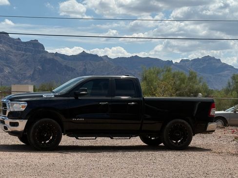 Used 2019 RAM 1500 Big Horn AWD/4WD image 2