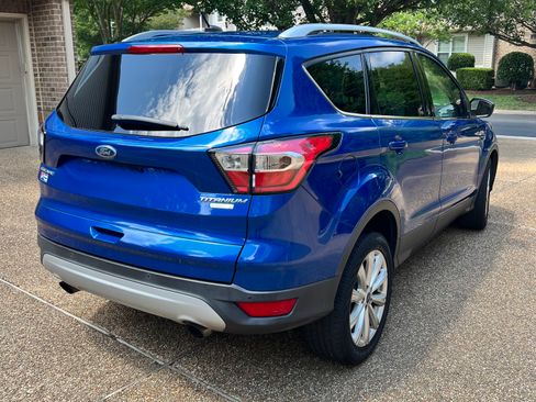 Used 2017 Ford Escape Titanium FWD image 5