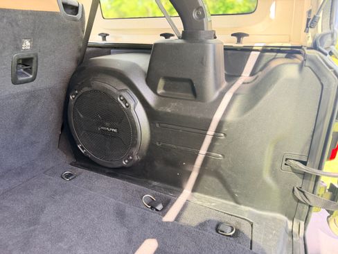 Used 2021 Jeep Wrangler Unlimited Sahara w/ Uconnect 4C Nav & Sound Group AWD/4WD image 20