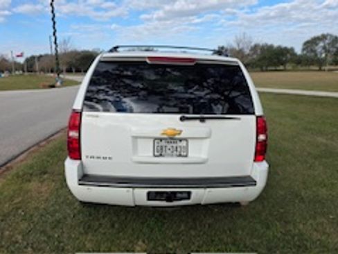 Used 2014 Chevrolet Tahoe LTZ image 2