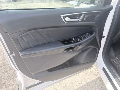 Used 2016 Ford Edge Sport w/ Technology Package image 10