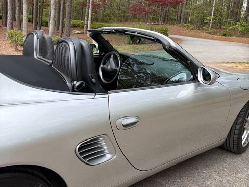Used 2004 Porsche Boxster image 9