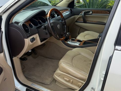 Used 2011 Buick Enclave CXL w/ Trailering Provision Package image 12