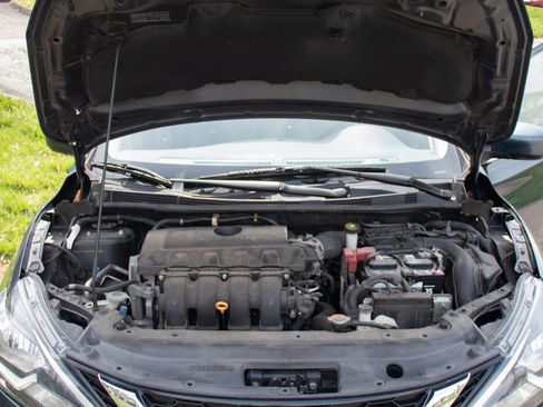 Used 2017 Nissan Sentra SV image 18