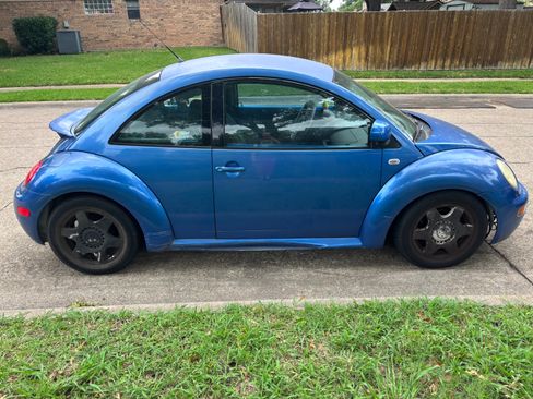 Used 1999 Volkswagen Beetle GLS FWD image 10