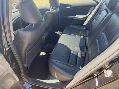 Used 2009 Honda Accord EX-L image 9