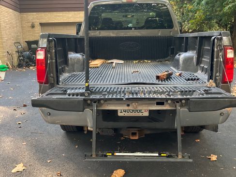 Used 2008 Ford F250 XLT image 5