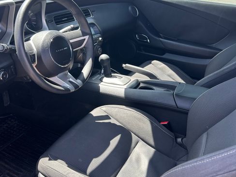 Used 2011 Chevrolet Camaro LT image 11