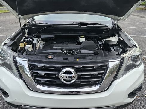 Used 2017 Nissan Pathfinder S FWD image 5
