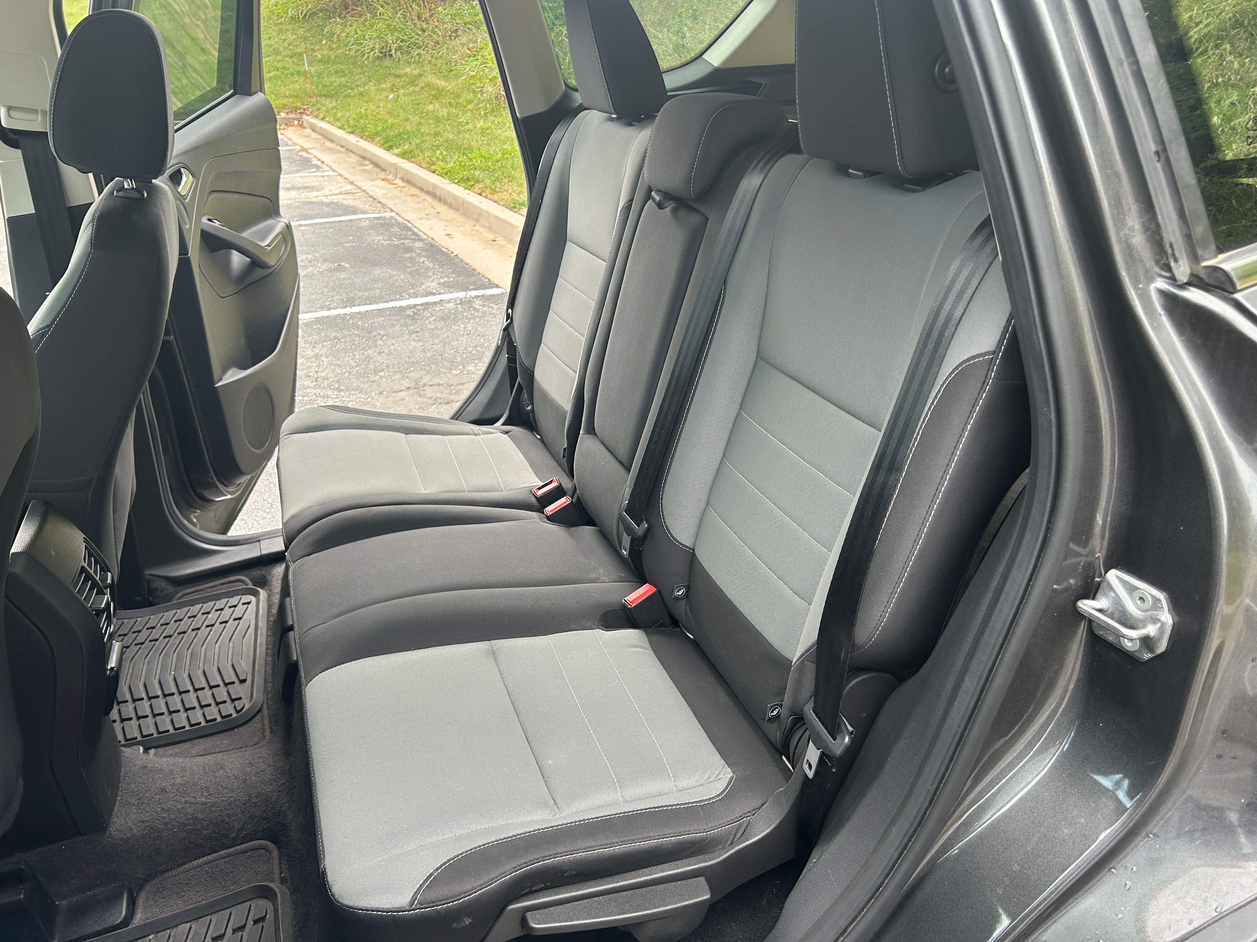 Used 2016 Ford Escape SE w/ Equipment Group 201A AWD/4WD image 19
