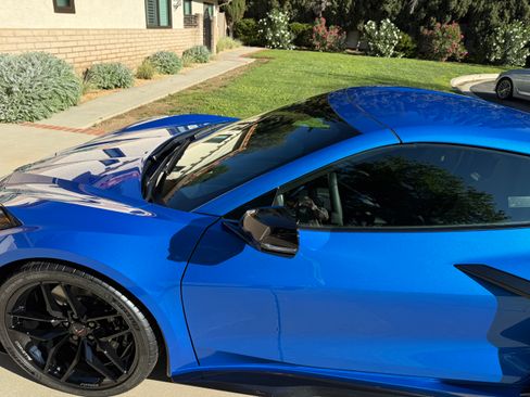 Used 2025 Chevrolet Corvette Z06 image 5