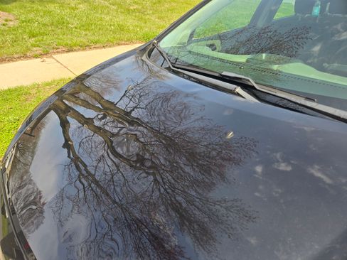 Used 2016 Chevrolet Sonic LT w/ LPO, Suspension Plus Package image 5