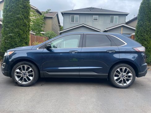 Used 2017 Ford Edge Titanium w/ Equipment Group 302A image 8