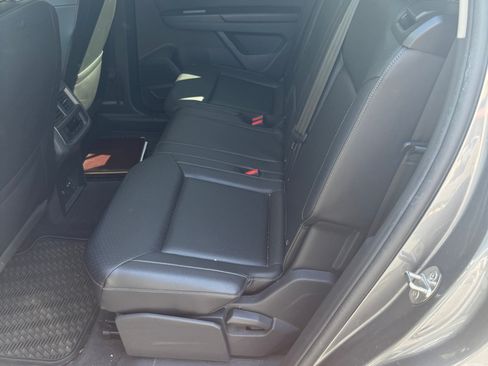 Used 2018 Volkswagen Atlas SEL image 10