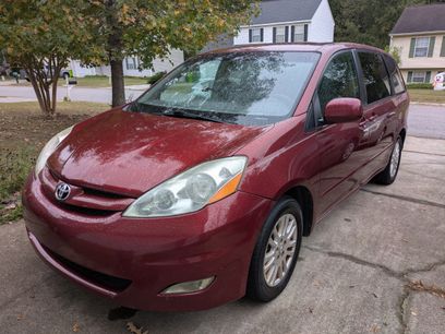 Used 2007 Toyota Sienna XLE