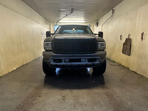 Used 2003 Ford F350 XLT image 9