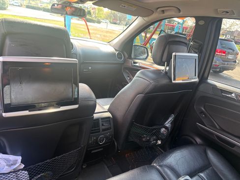 Used 2009 Mercedes-Benz GL 450 4MATIC image 2