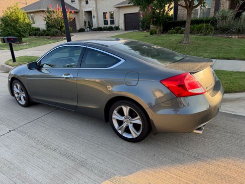 Used 2012 Honda Accord EX-L image 2