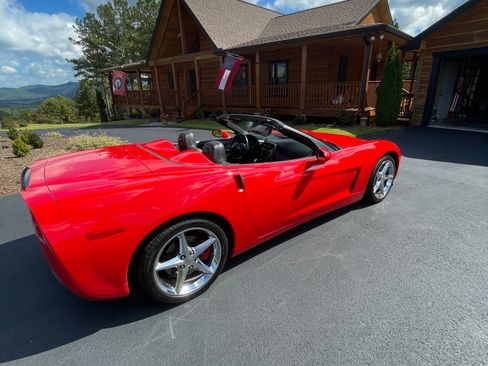 Used 2012 Chevrolet Corvette Convertible image 4