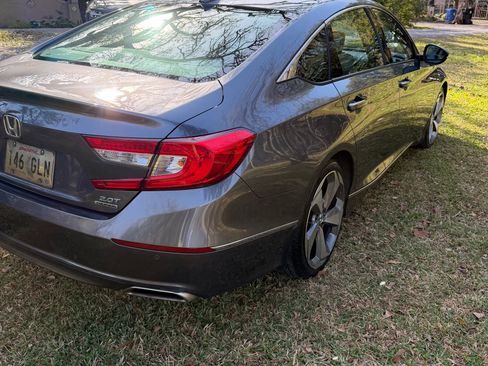 Used 2020 Honda Accord Touring image 5