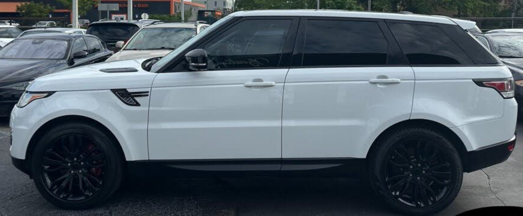 Used 2014 Land Rover Range Rover Sport Autobiography AWD/4WD image 2