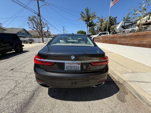 Used 2017 BMW 740e xDrive image 13
