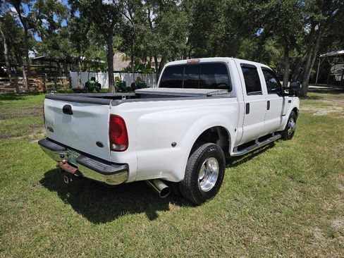 Used 2001 Ford F350 2WD Crew Cab DRW Super Duty image 6