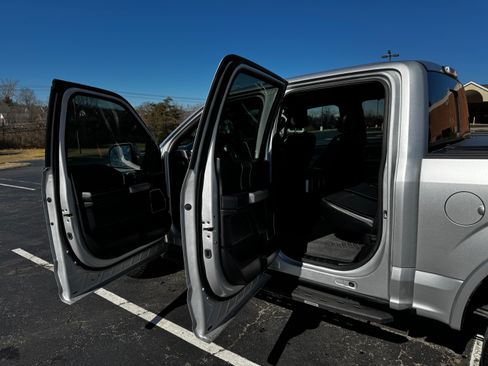 Used 2016 Ford F150 Lariat image 18