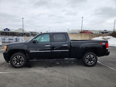 Used 2012 GMC Sierra 2500 Denali w/ Suspension Package, Off-Road
