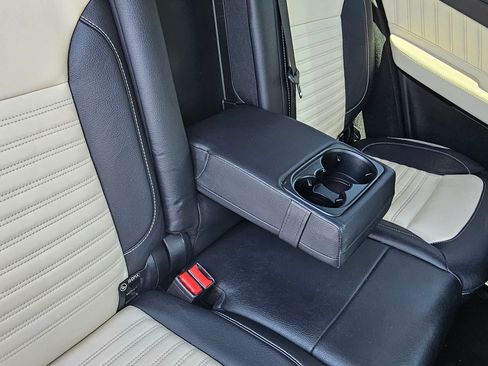 Used 2016 Mercedes-Benz GLE 400 4MATIC image 28