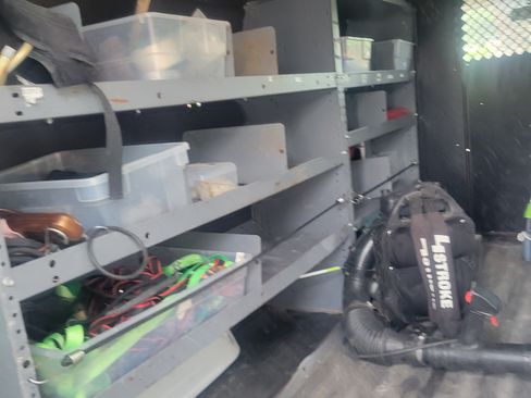 Used 2014 Chevrolet Express 2500 RWD image 4