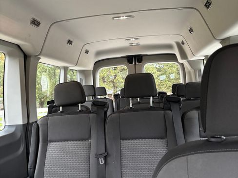 Used 2022 Ford Transit 350 XLT image 17