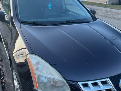 Used 2011 Nissan Rogue SV w/ SL Pkg