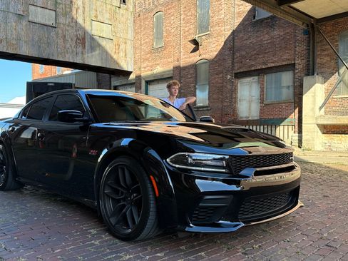 Used 2021 Dodge Charger Scat Pack RWD image 10