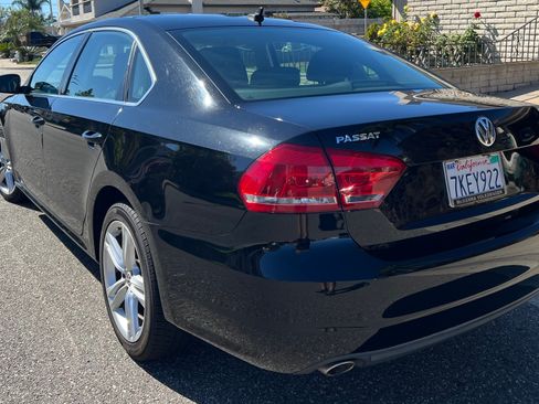 Used 2014 Volkswagen Passat TDI SE image 2