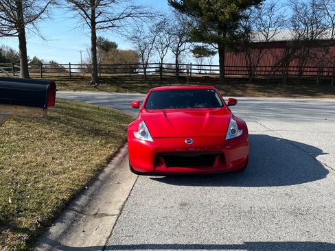 Used 2012 Nissan 370Z Coupe image 11