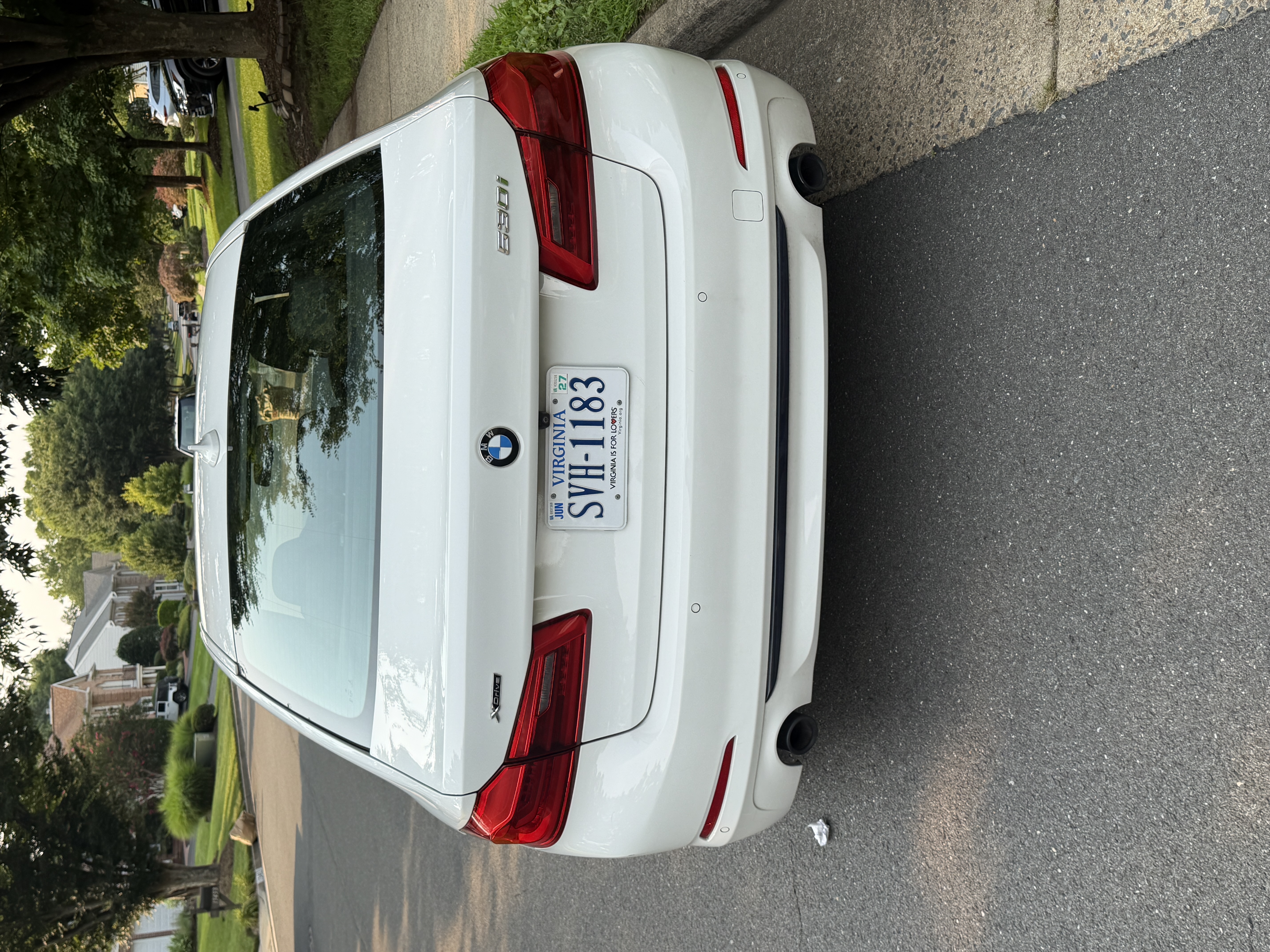 Used 2019 BMW 530i xDrive AWD/4WD image 8
