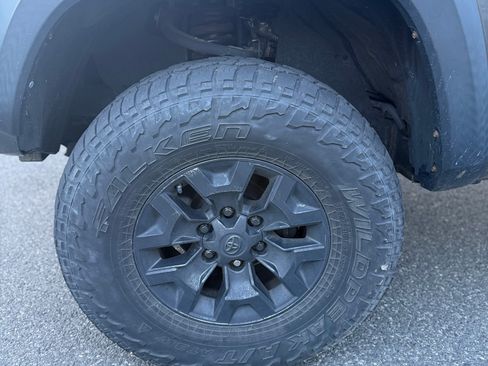Used 2019 Toyota Tacoma TRD Off-Road AWD/4WD image 24